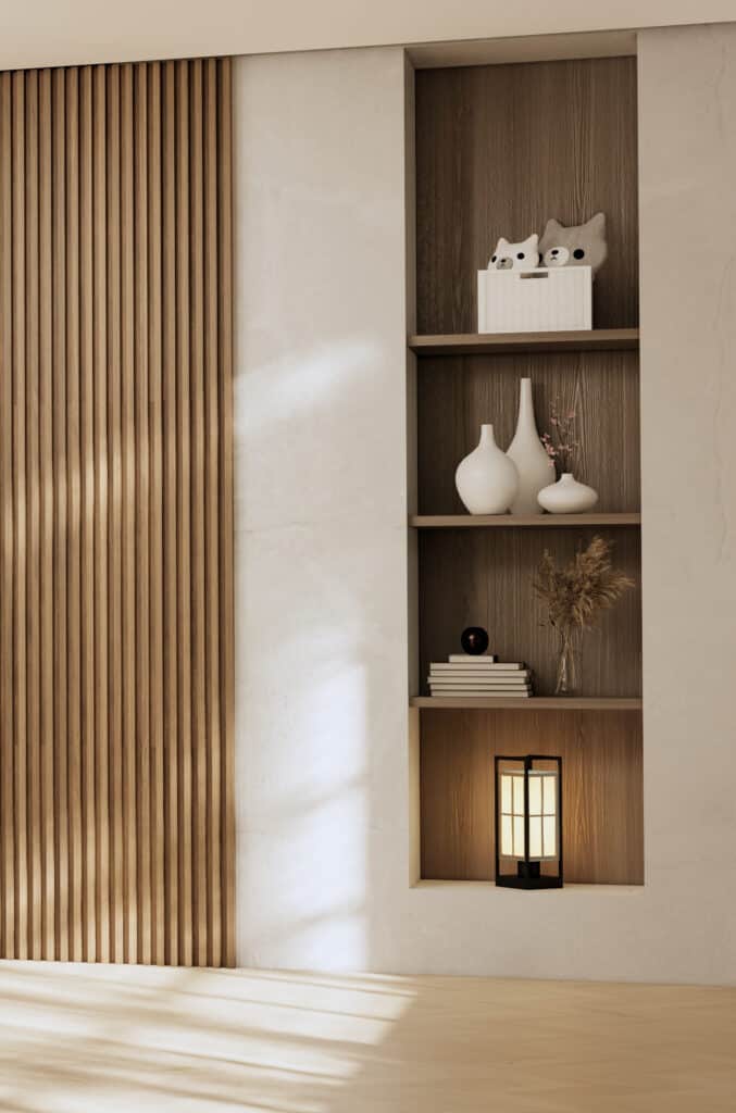 Décoration salon moderne: mur à lattes et étagères design Design intérieur moderne: mur à lattes bois, étagères murales décorées de vases, livres, et lampe japonaise, sol en parquet clair.